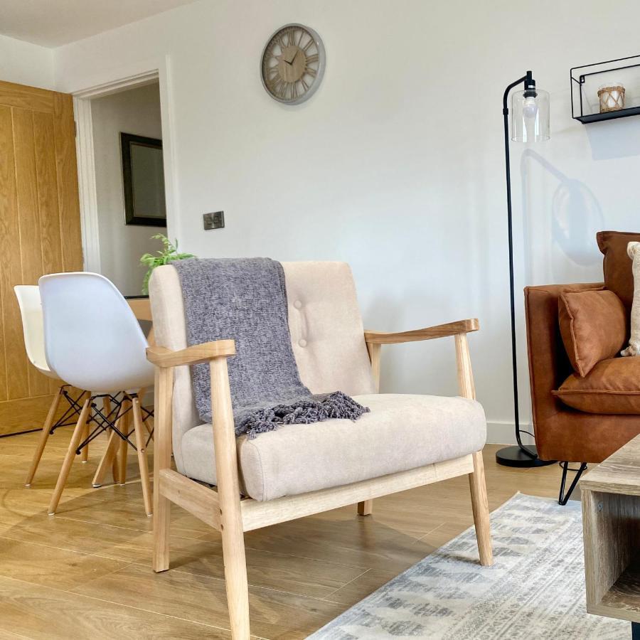 Modern 2 Bed Apartment/Free Parking/Near City/Self-Check In Handsworth Exterior photo
