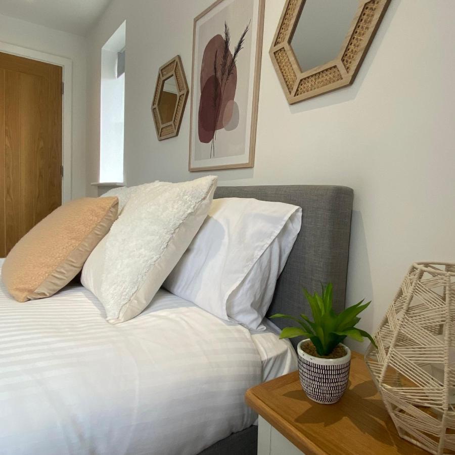 Modern 2 Bed Apartment/Free Parking/Near City/Self-Check In Handsworth Exterior photo